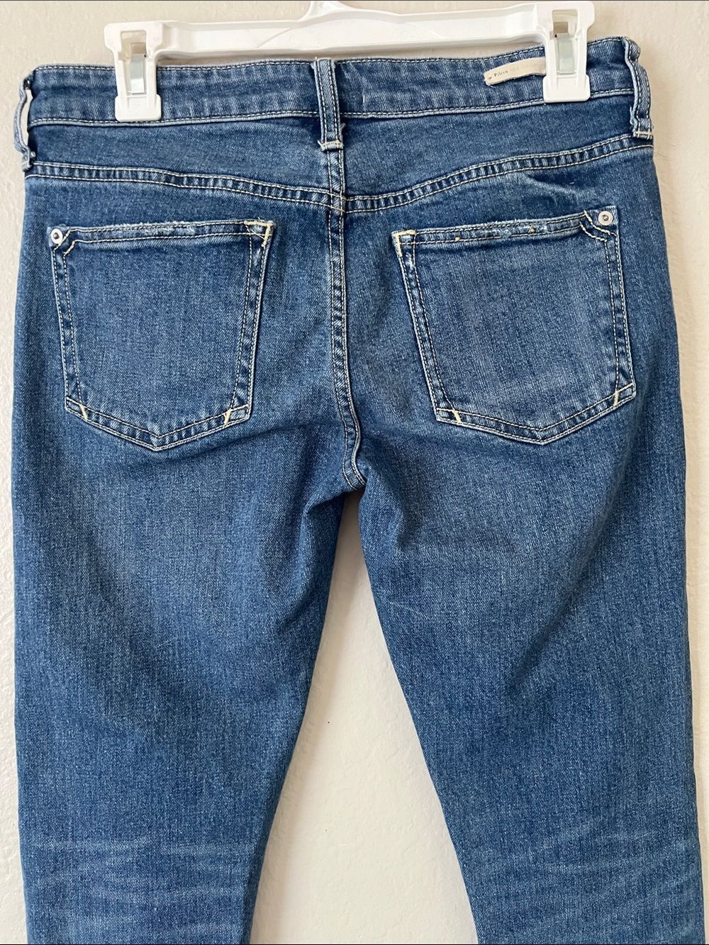 EUC Pilcro and the Letterpress Slim Boyfriend Jeans Raw Hem Distressed Size 27 - Picture 6 of 13